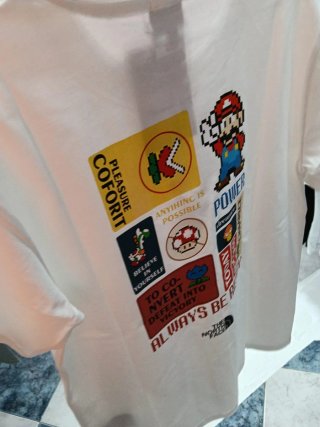 Camiseta The North Face Blanca
