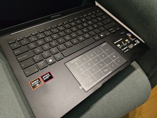 Asus Zenbook 14 Oled AI 350 1TB