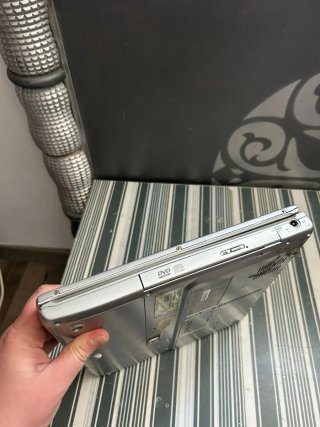 Portátil Olidata 557S sin cargador
