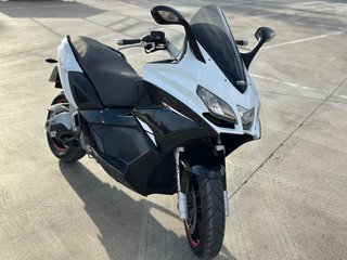 Gilera GP 800 - Aprilia SRV 850