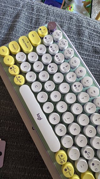 Teclado e Mouse Logitech Pop Colors