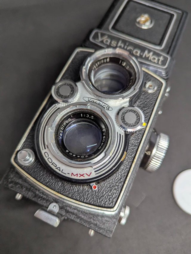 Yashica Mat 120 Fotocamera Rullino