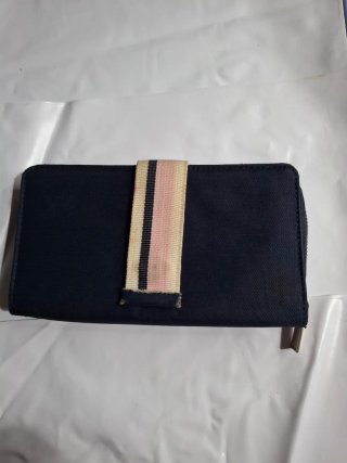 Monedero azul ellesse
