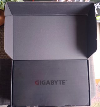 Caja Gigabyte RTX 2080 Super OC Gaming