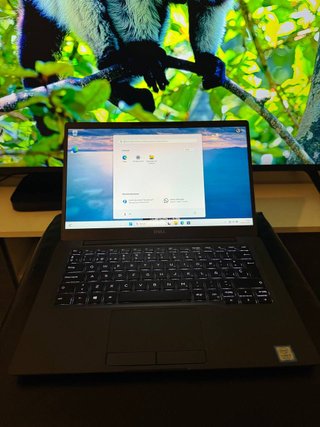 Ordenador portátil Dell i5 8 Generación