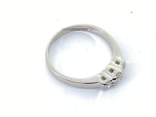 anillo plata 925mm con piedra con diamante de laboratorio