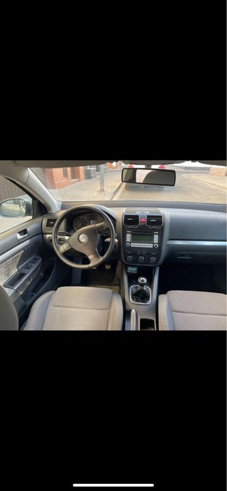 Volkswagen Jetta mk5 1.9 105cv