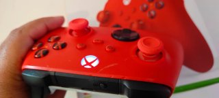 Controle Xbox Series Pulse Red