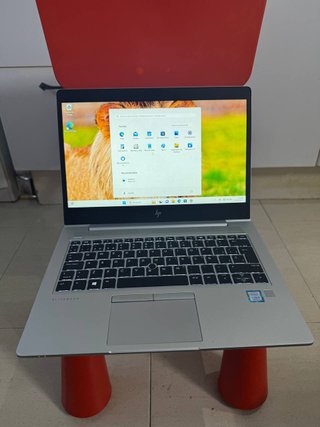Ordenador portátil HP Elitebook i5 8 Generación