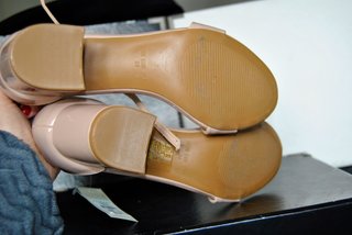 Zapatos tacón bajo beige Primark Talla 38