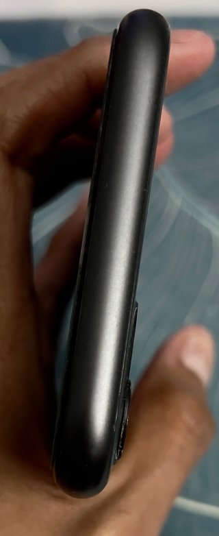 iPhone 11 64 GB Negro – Muy buen estado