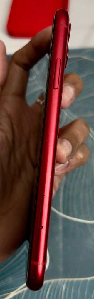 iPhone 11 64 GB Rojo – Como nuevo