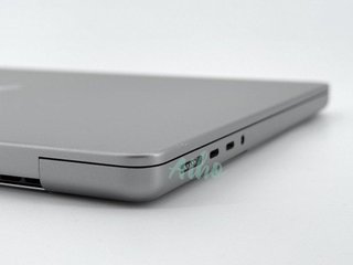 MacBook Pro 14" (2021) M1 MAX 10 CPU/24 GPU núcleos - SSD 1TB - 32GB RAM