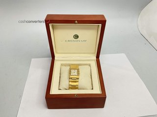 reloj pulsera unisex cristian lay dorado