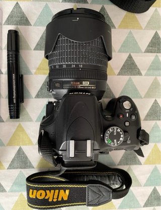 Nikon D5100 + Accesorios | Cámara DSLR