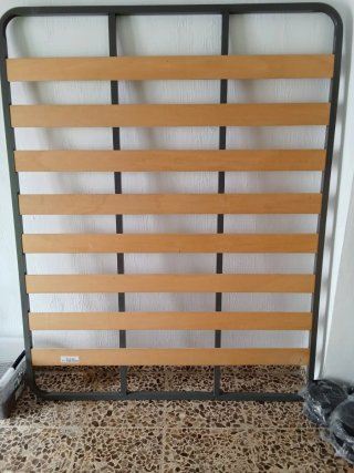 Somier metálico con lamas de madera