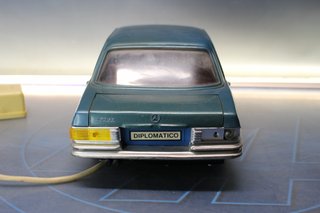 Juguete antiguo: Mercedes 450 SE, Rico.