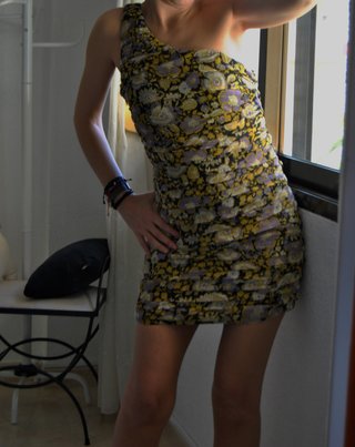 Vestido Zara Tulle Un Hombro Talla M