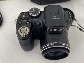 camara digital compacta fujifilm s2980 finepix