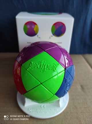 Puzzle Vintage "Dioptipoid 2.0" Cubo Rubik Esfera.