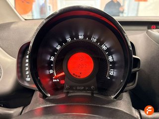 Toyota Aygo 1.0 70 x-wave
