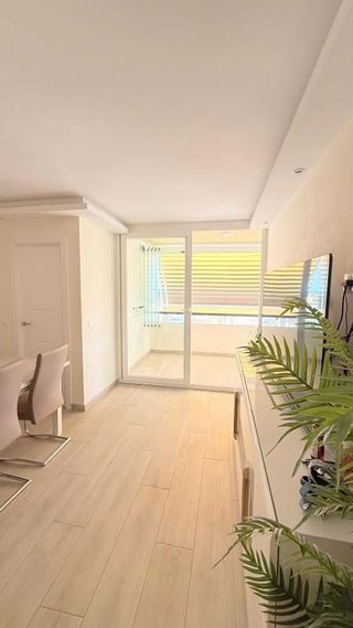 Piso en venta en La Carihuela en Torremolinos