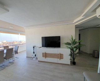 Piso en venta en La Carihuela en Torremolinos