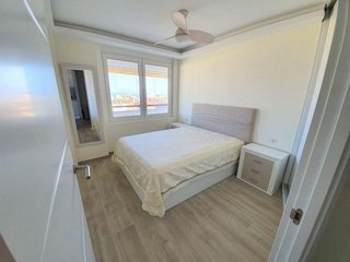 Piso en venta en La Carihuela en Torremolinos