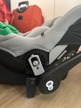 Silla de coche Kinderkraft gris