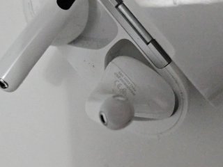 Airpods Pro 4