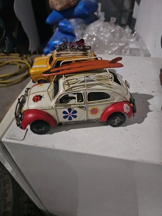 Coches decorativos Mini y Volkswagen