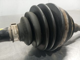 TRANSMISION DELANTERA DERECHA VOLKSWAGEN TOUAREG