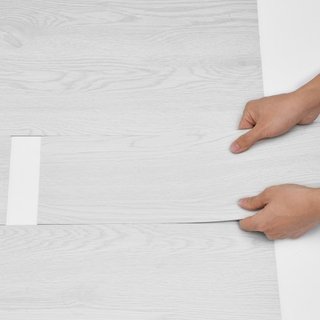 Azulejos de Vinilo Autoadhesivos 36 x 6 pulgadas, 36 Azulejos de 2.5mm de Grosor, Suelo de Madera Gris Claro para Hacerlo Uno Mismo en Cocina, Comedor, Dormitorios y Baños, Fácil para Decoración d...