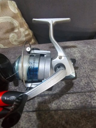 2 carretes de pesca antiguos