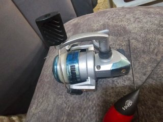 2 carretes de pesca antiguos