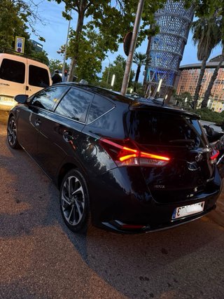Toyota Auris 2015