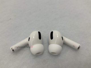 in-ear apple airpods pro
