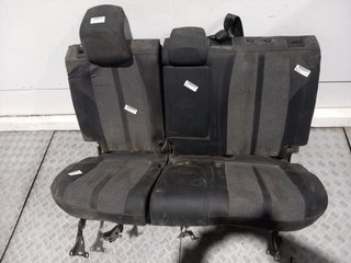 ASIENTOS TRASEROS PEUGEOT 3008 YH01