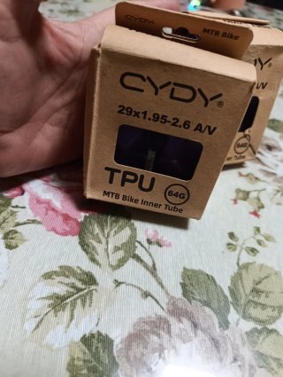 Cámara de aire CYDY TPU 29x1.95-2.6 A/V 64G