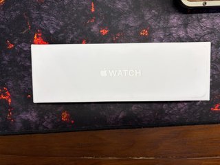 - Apple Watch Series 10 GPS, 46 mm