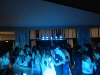 DJ ANIMADOR Y DISCO MÓVIL
