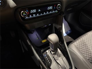 TOYOTA Yaris 1.5 120H Style
