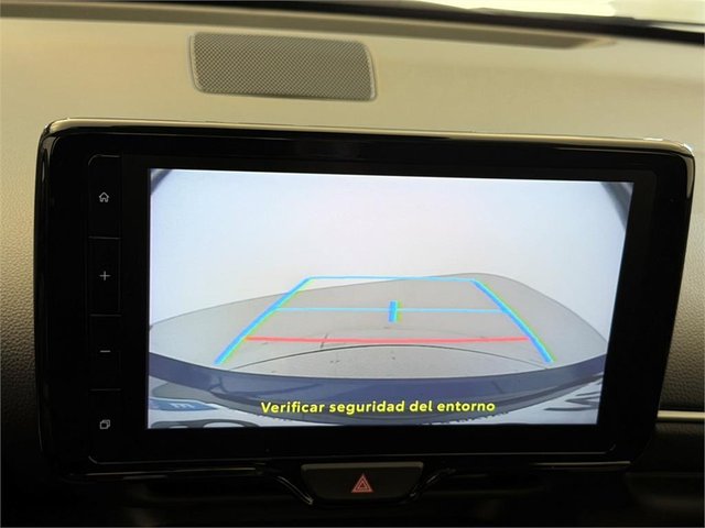 TOYOTA Yaris ACTIVE PLUS