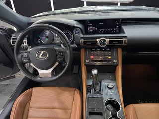 LEXUS RC RC 2.5 300h Executive Navigation