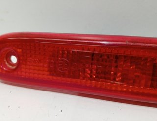 Luz central freno toyota s302e204017 aygo 395990