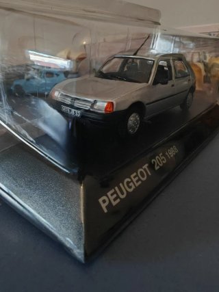 Peugeot 205 GL 1/43