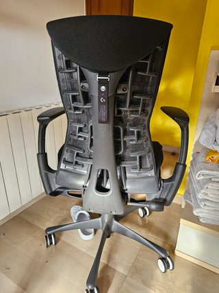 Silla Herman Miller Logitech Negra