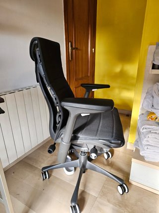 Silla Herman Miller Logitech Negra