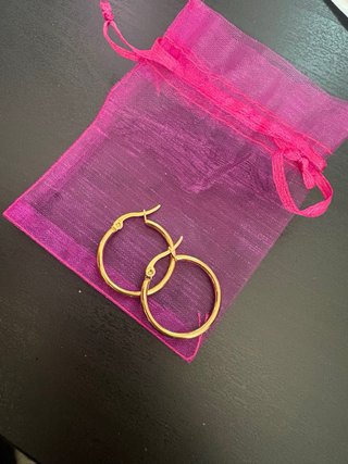 Collar Cubano Dorado con Cristales
