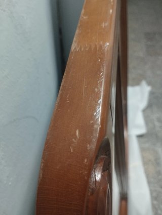 Espejo de pared de madera tallada